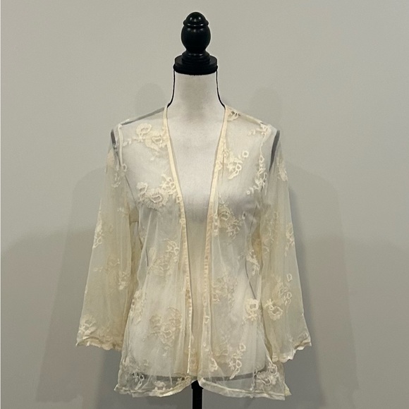 Xhilaration Embroidered Shell - Picture 2 of 4